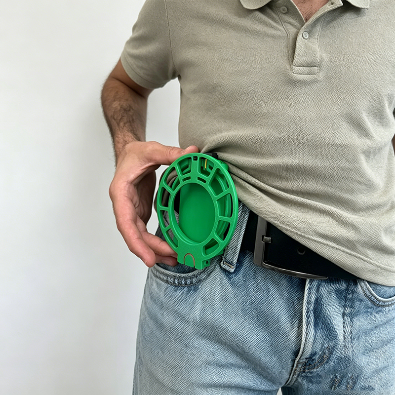 Collapsible belt-mounted drink holder