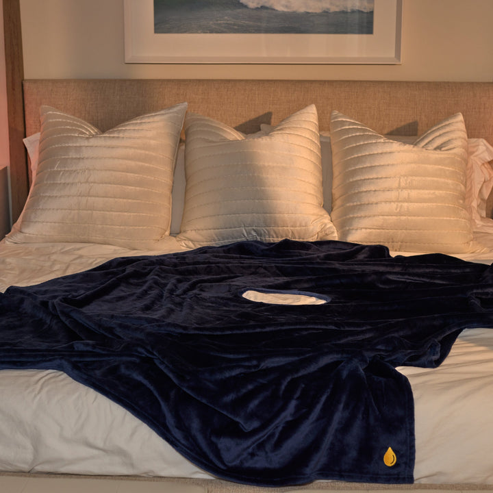 Middle Hole Couple Intimate Blanket