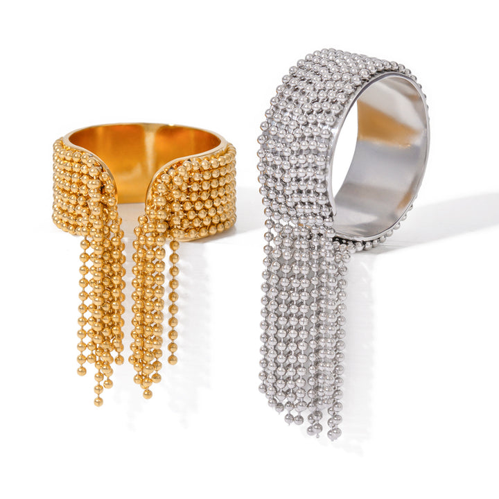 Tassel-shaped adjustable ring