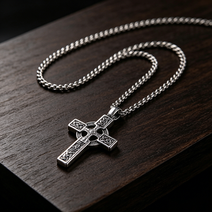 Cut-out cross pendant necklace
