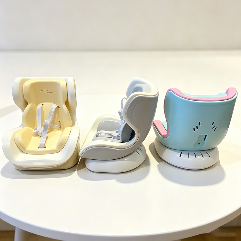Doll-Compatible Safety Seat