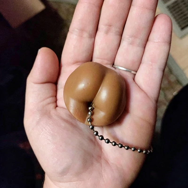 Fun Butt-Shaped Sink Plug