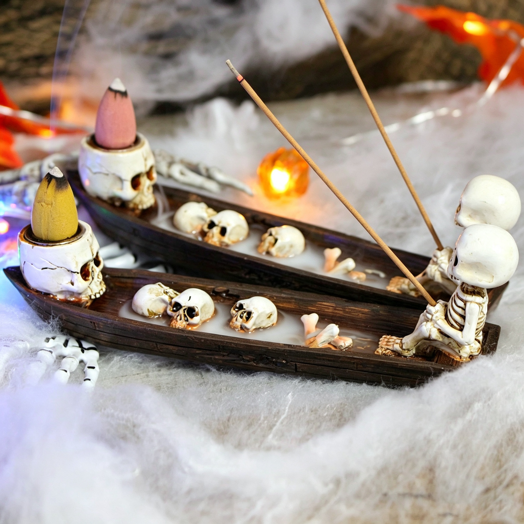Cute Skull Ship Backflow Incense Burner