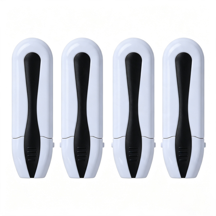 Eyeglasses cleaning brush
