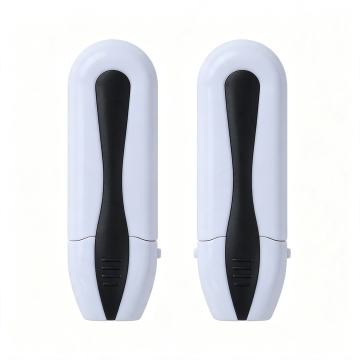 Eyeglasses cleaning brush