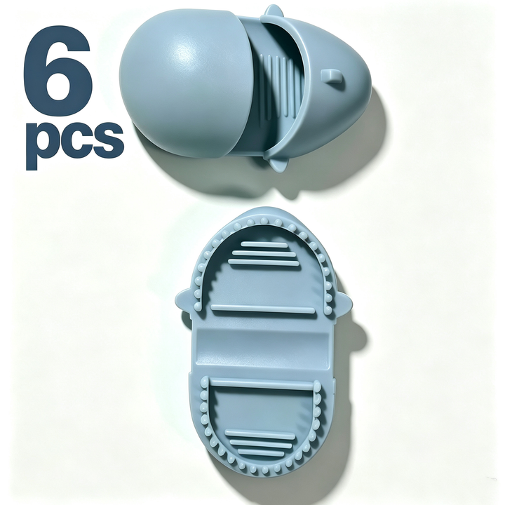Silicone tick traps for cats and dogs