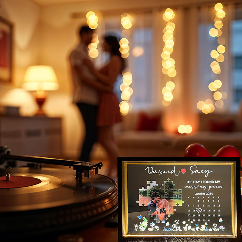 Customizable couple photo puzzle frame