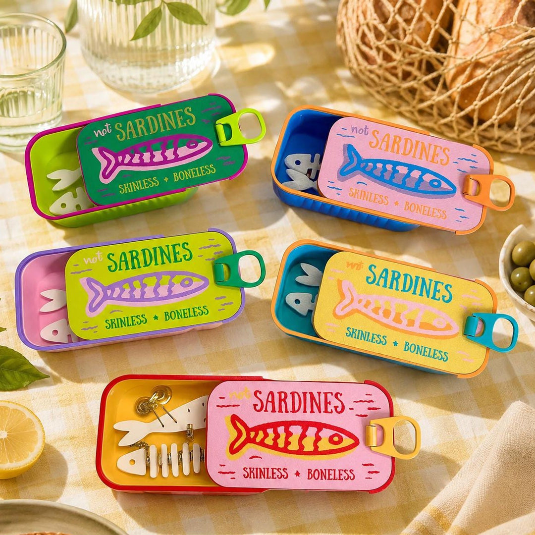 3D-printed sardine-shaped jewelry box