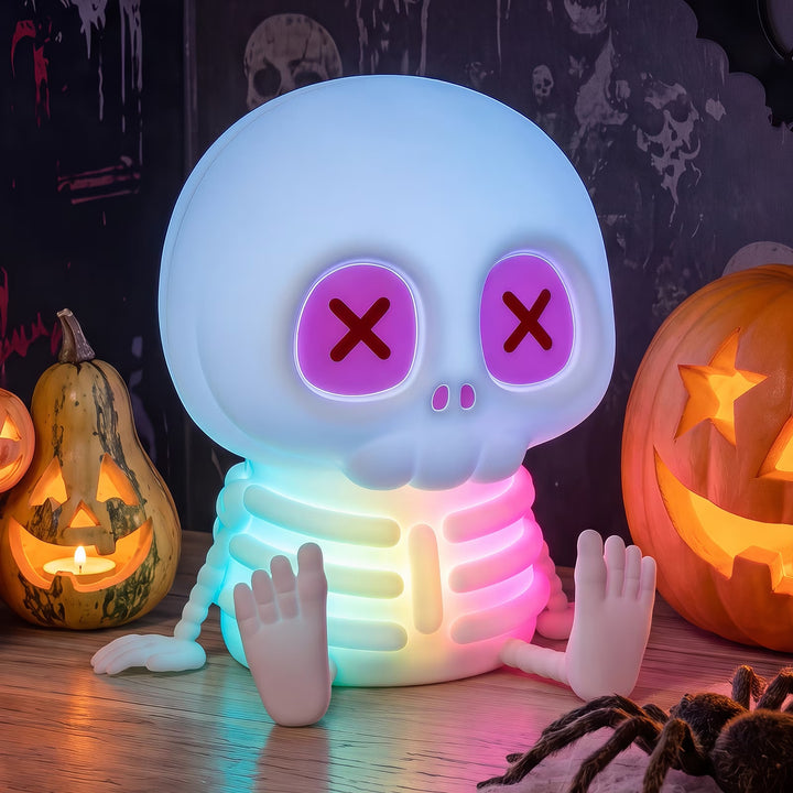 Skull Patting Night Light