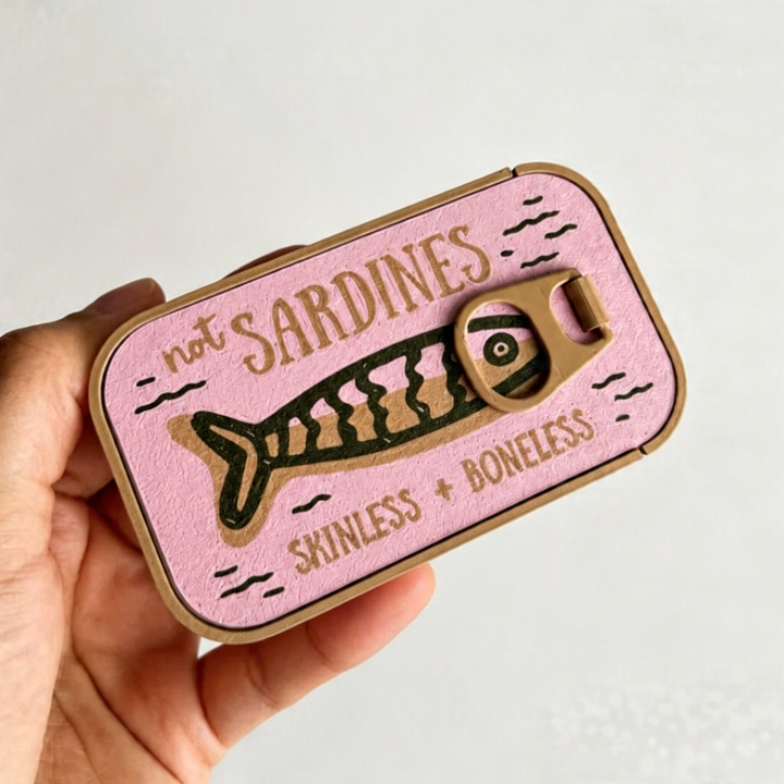 3D-printed sardine-shaped jewelry box